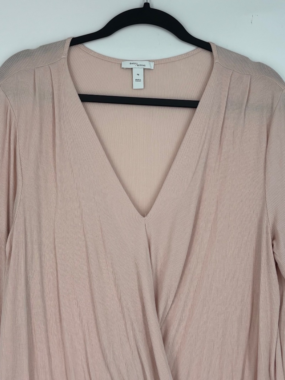 Daily Ritual Womens Large Pullover Knit Top Blush Pink Surplice V-Neck Long Slv - Picture 2 of 7